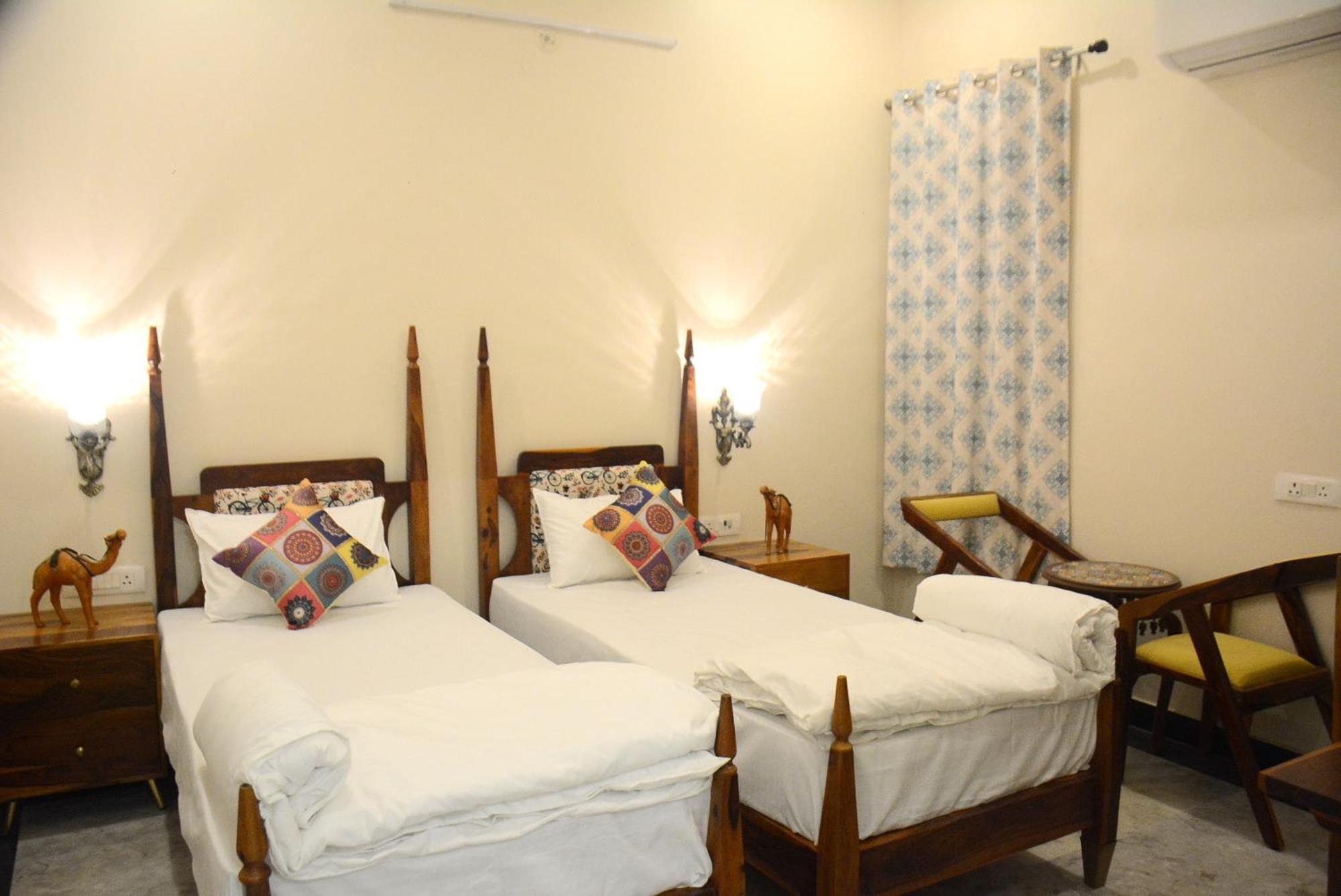 Gupta Vilas - A Boutique Homestay Агра Экстерьер фото