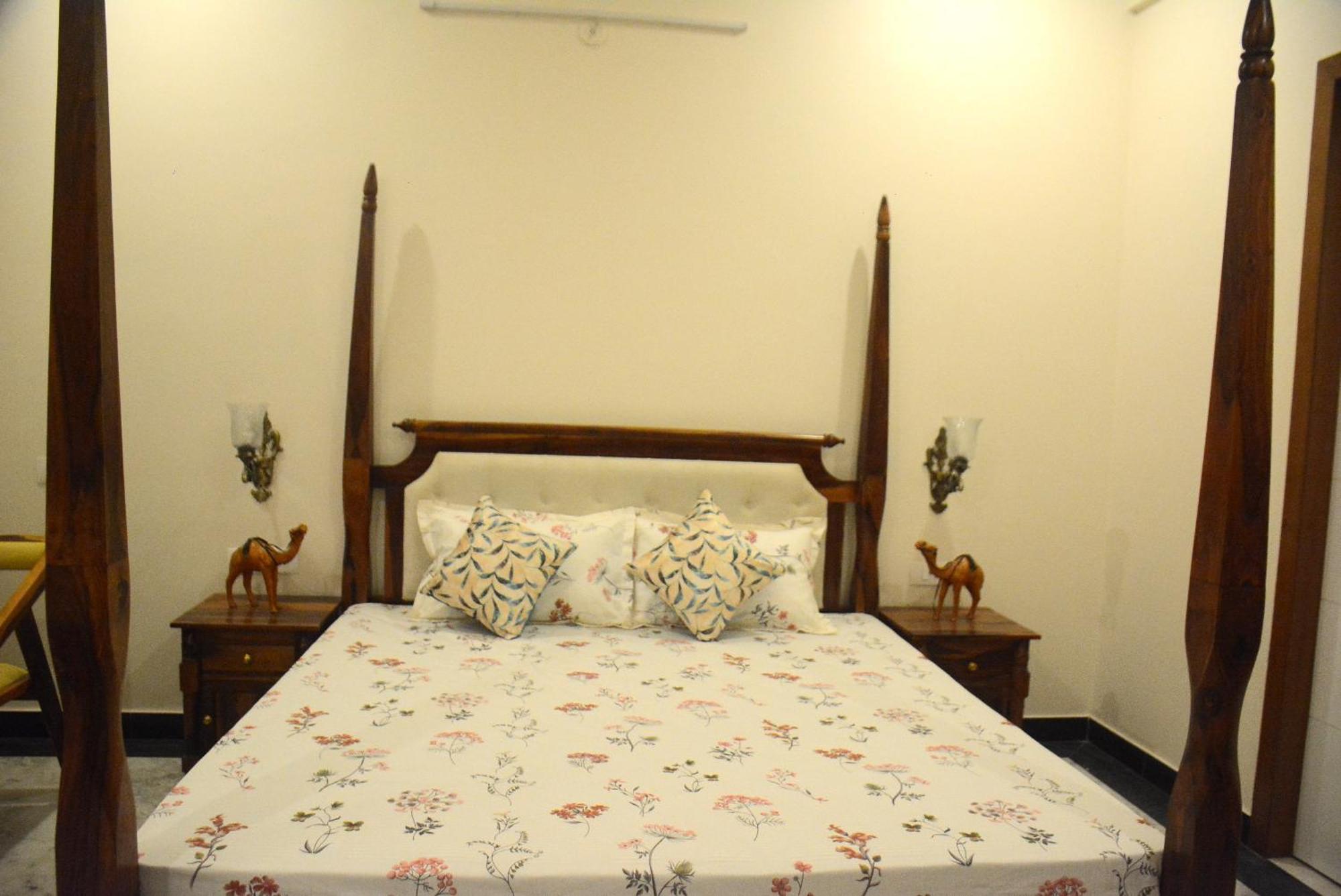 Gupta Vilas - A Boutique Homestay Агра Экстерьер фото